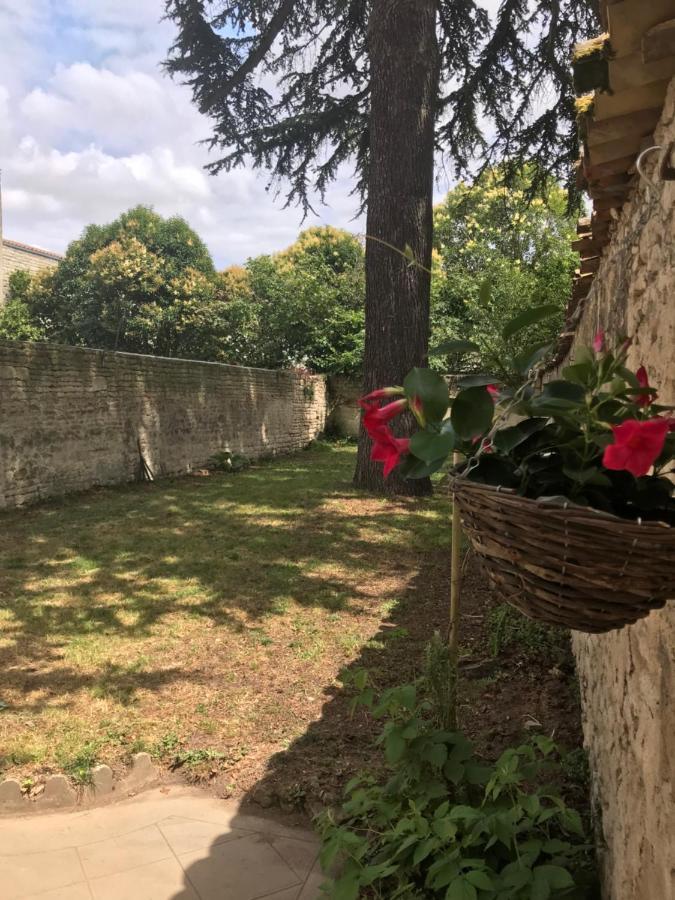 -Le Petit Rochelais- Centre Ville, Stationnement, Netflix - Ideal Couples, Familles, Business Niort Exteriör bild